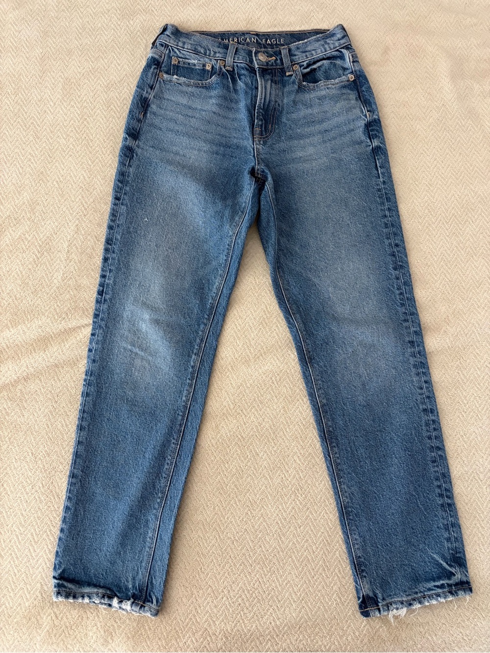 American Eagle Outfitters Women’s Medium Blue Straight Jeans